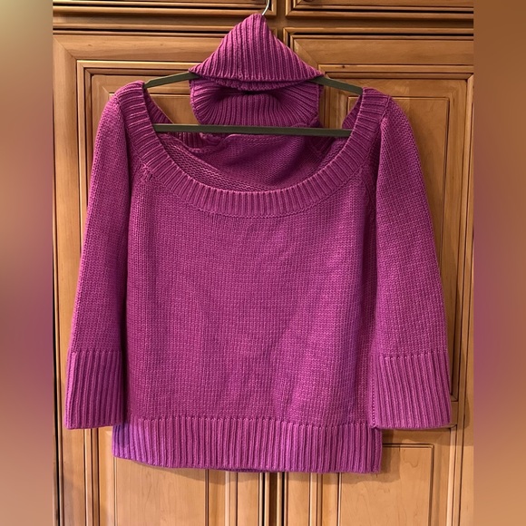 NWOT Revolve Lovers + Friends Turin Backless Turtleneck Sweater - Picture 6 of 11